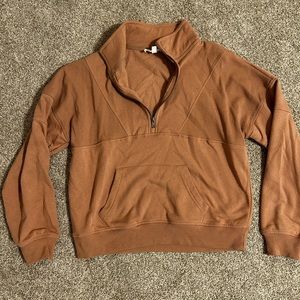 Half zip sweatshirt